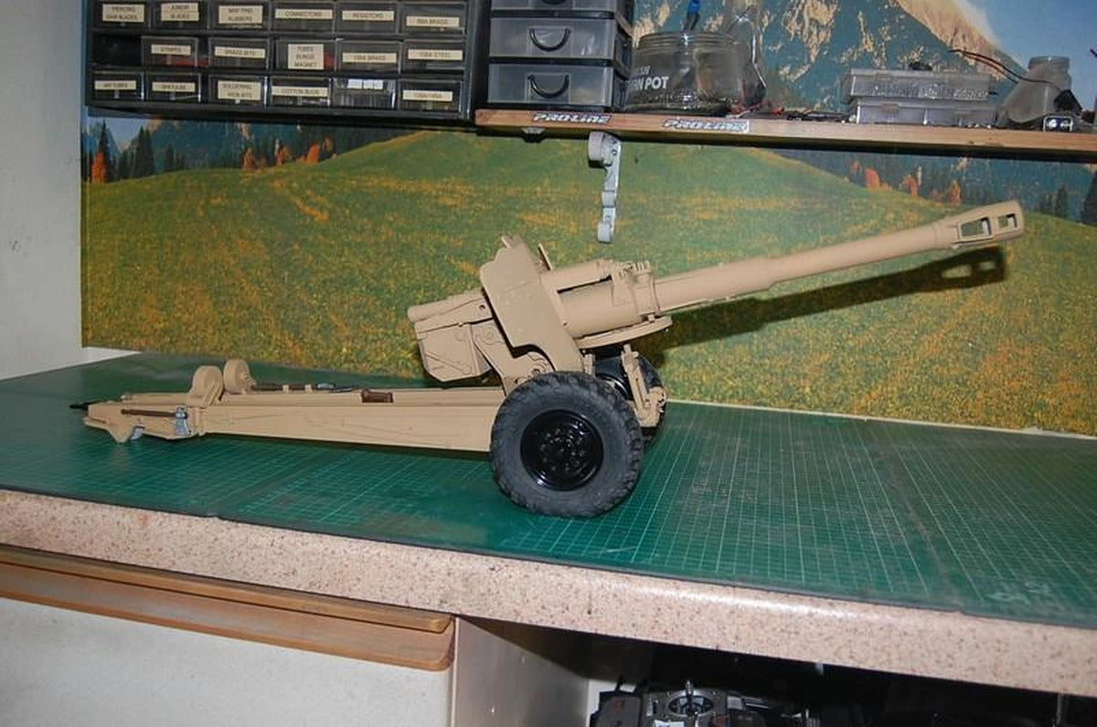 Cross RC Crorssrc Limited Edition 1:12 D20 towed howitzer model