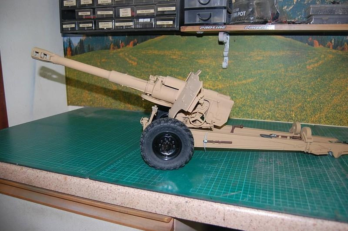 Cross RC Crorssrc Limited Edition 1:12 D20 towed howitzer model