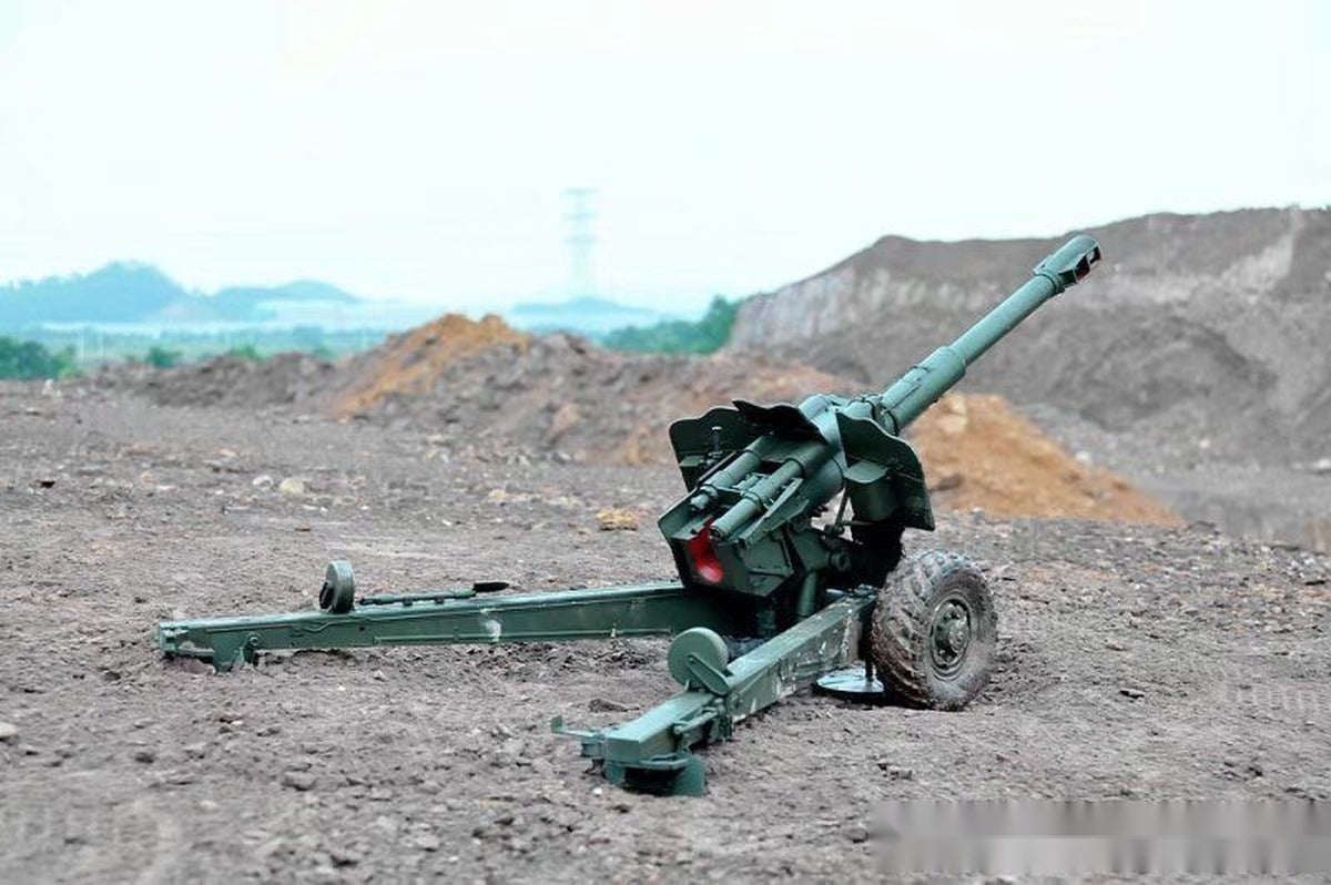 Cross RC Crorssrc Limited Edition 1:12 D20 towed howitzer model
